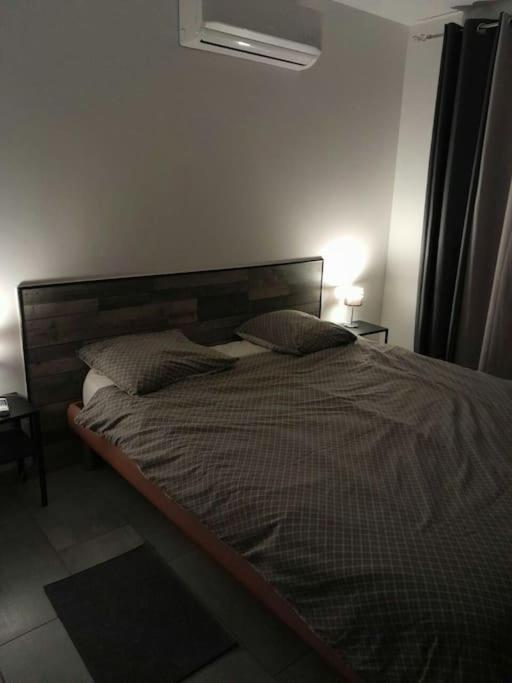 Appartement Spacieux &Tres Calme. Spacious & Very Quiet Apartment. Carros Exterior foto